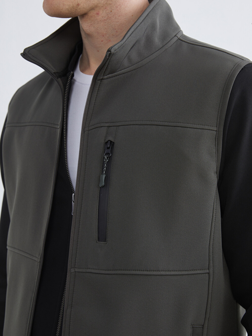 Men's Vest With Stand Collar In A Regular Fit-3