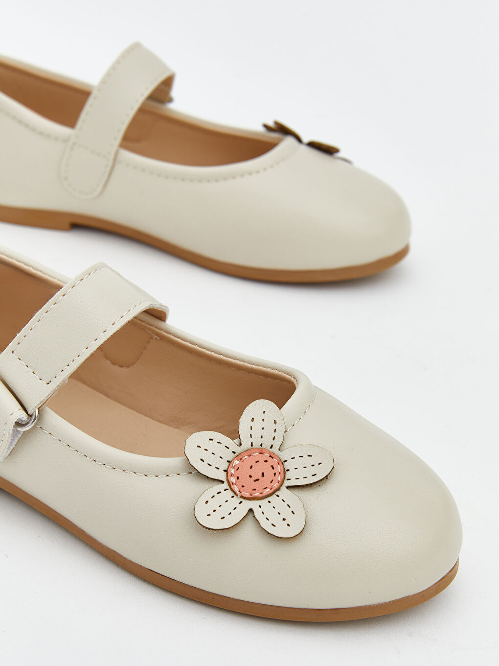 Bej Çiçek Detaylı Kız Bebek Babet-2