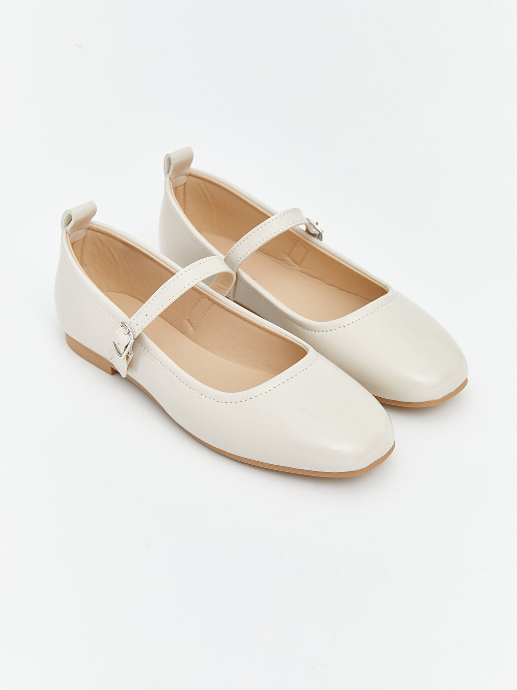 Bej Deri Görünümlü Kız Çocuk Babet