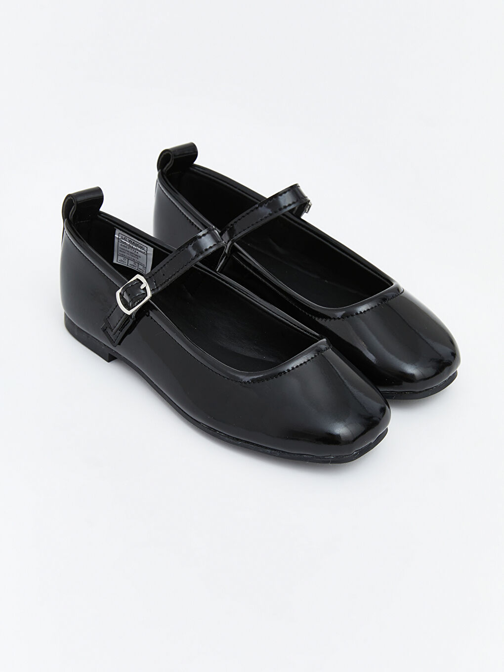 Siyah Deri Görünümlü Kız Çocuk Babet