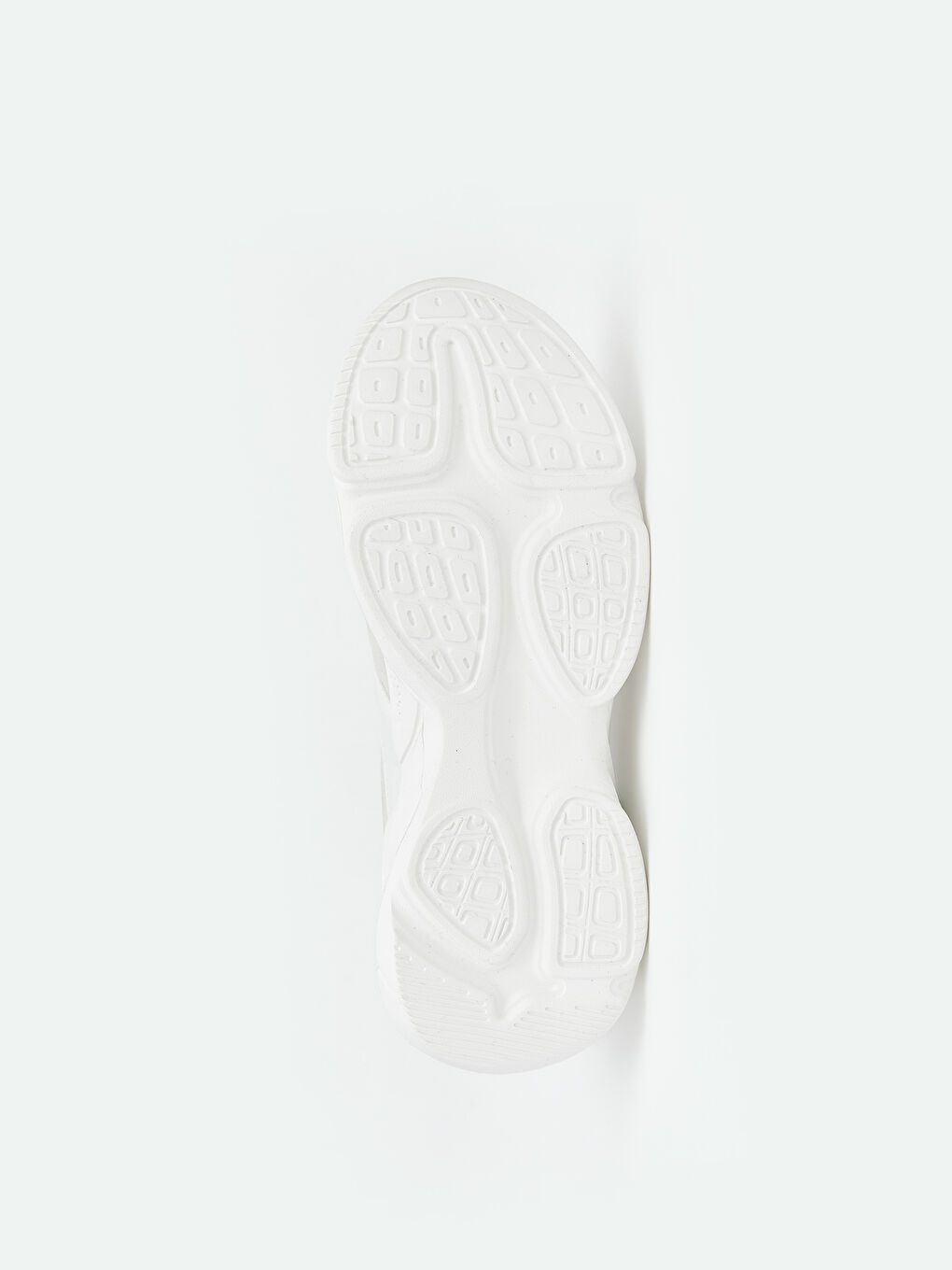 Beyaz Bağcıklı ve Kalın Tabanlı Kadın Spor Ayakkabı-3