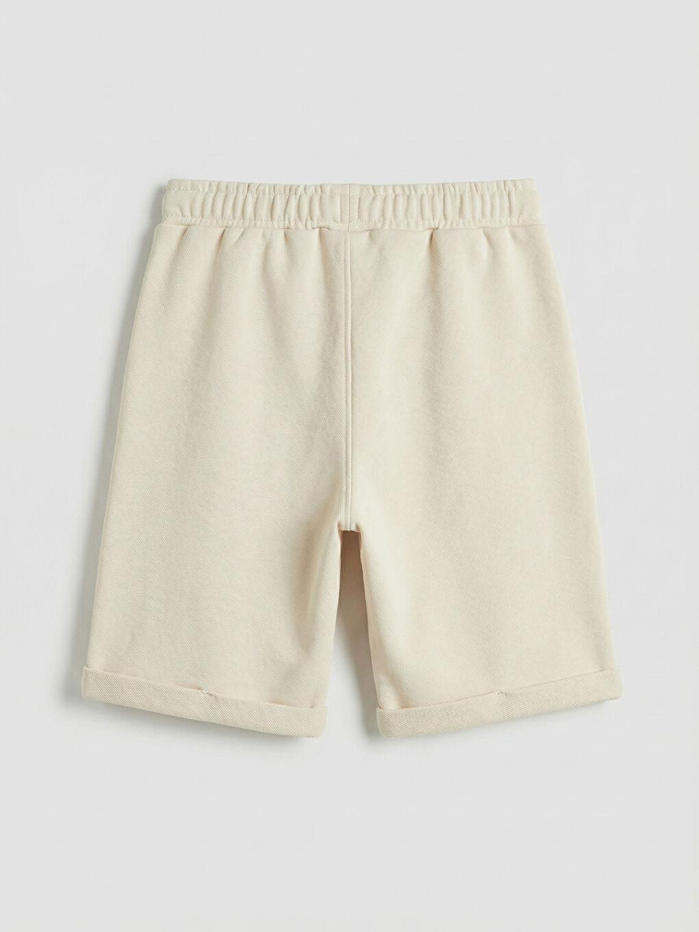 شورت بيكيه بخصر مطاطي للأولاد-1