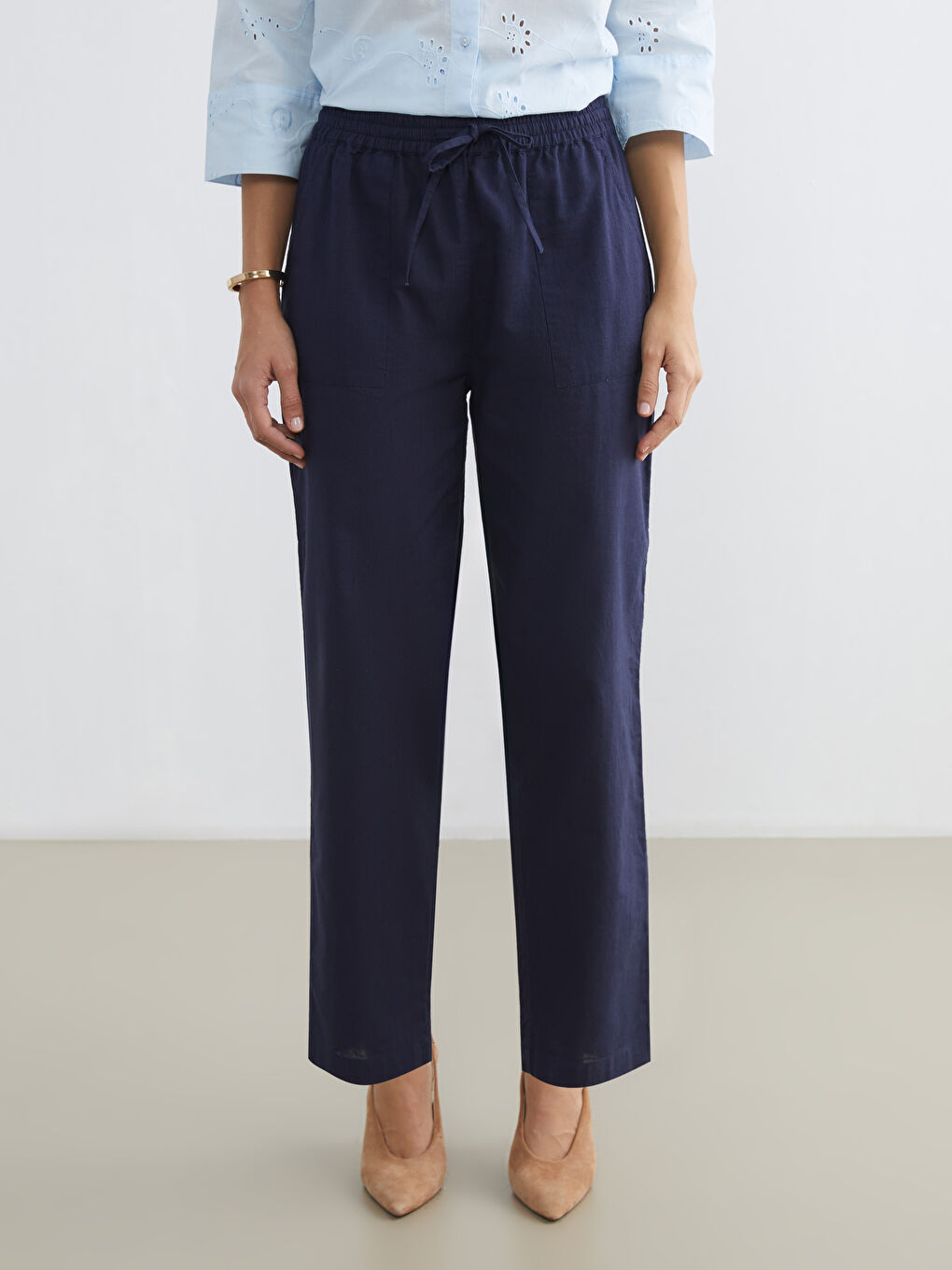 Женские брюки с эластичным поясом-1