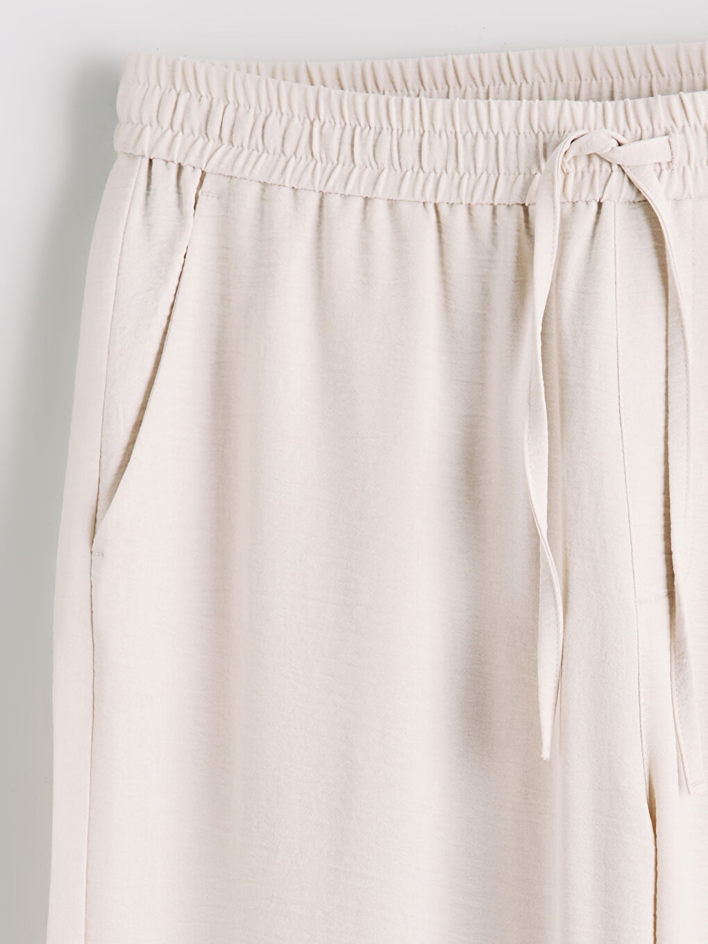 بنطلون نساء أرمور مع حزام خصر مرن-5