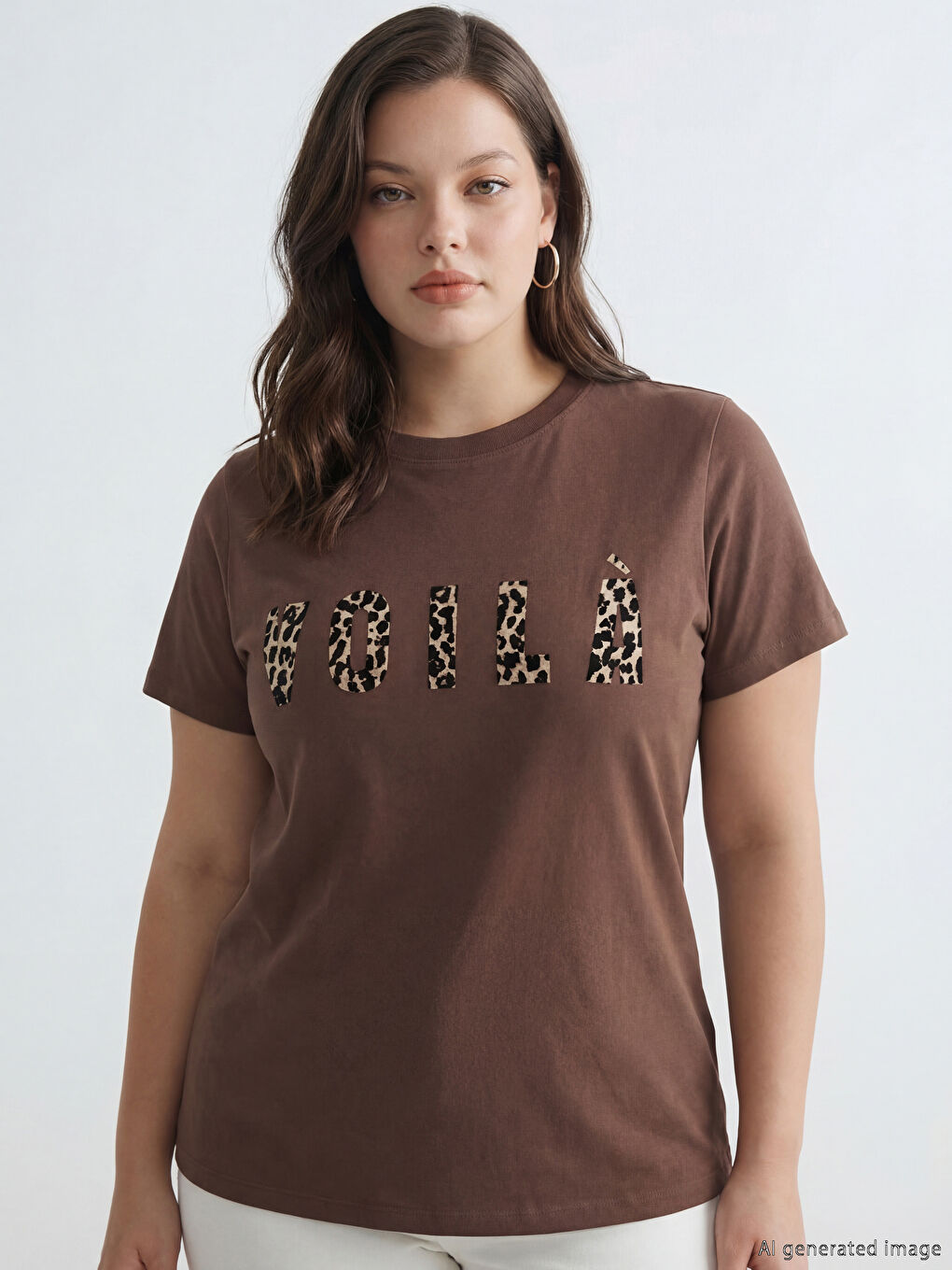 Әйелдерге арналған дөңгелек жағалы әріп принтті футболка-1