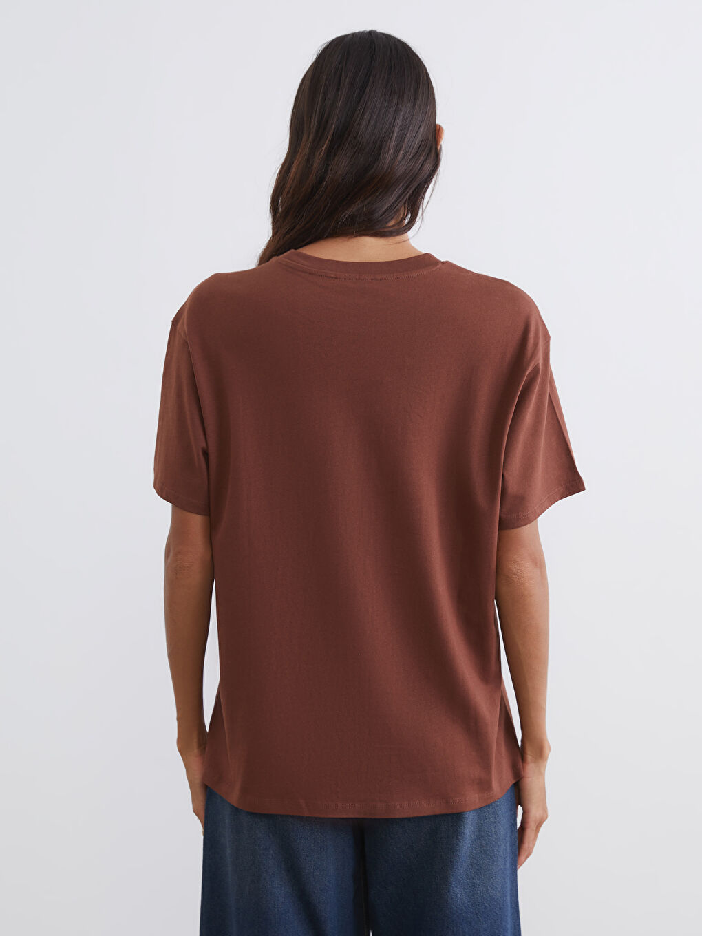 Ženska majica sa printom i okruglim izrezom-3