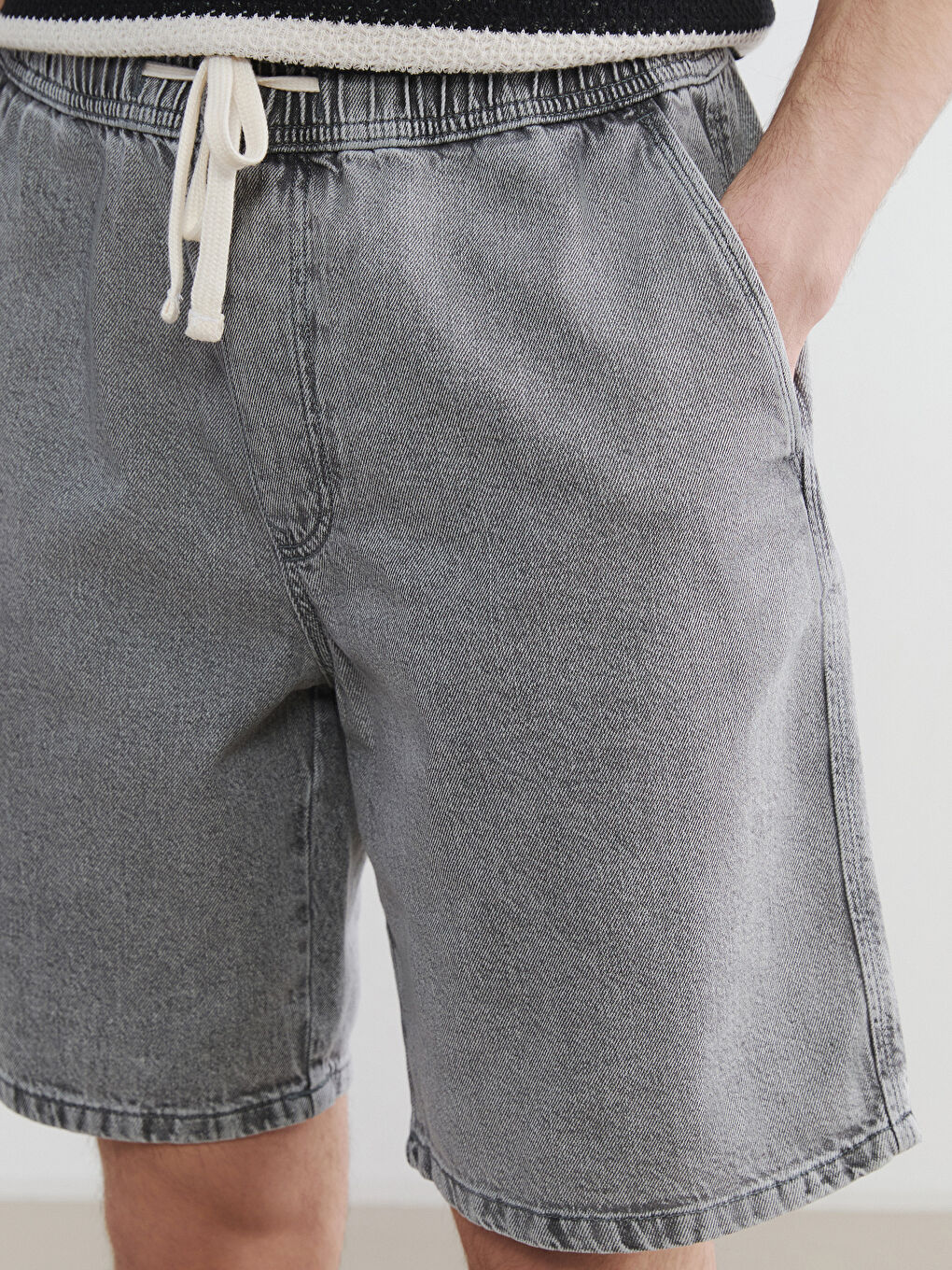 Man GREY Denim Shorts-2