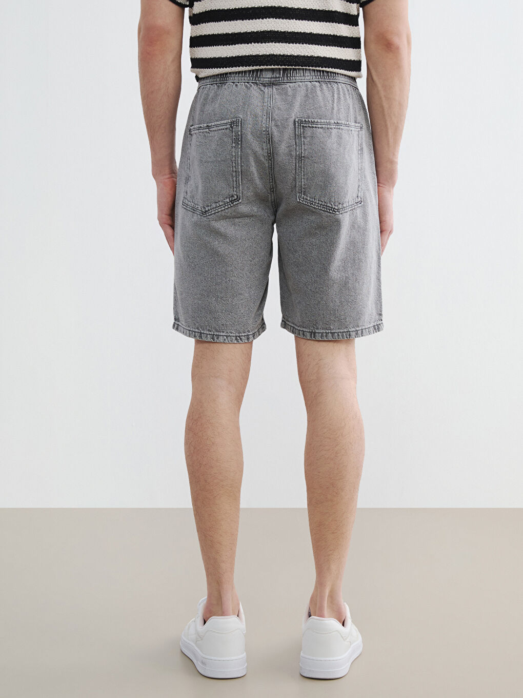 Man GREY Denim Shorts-3