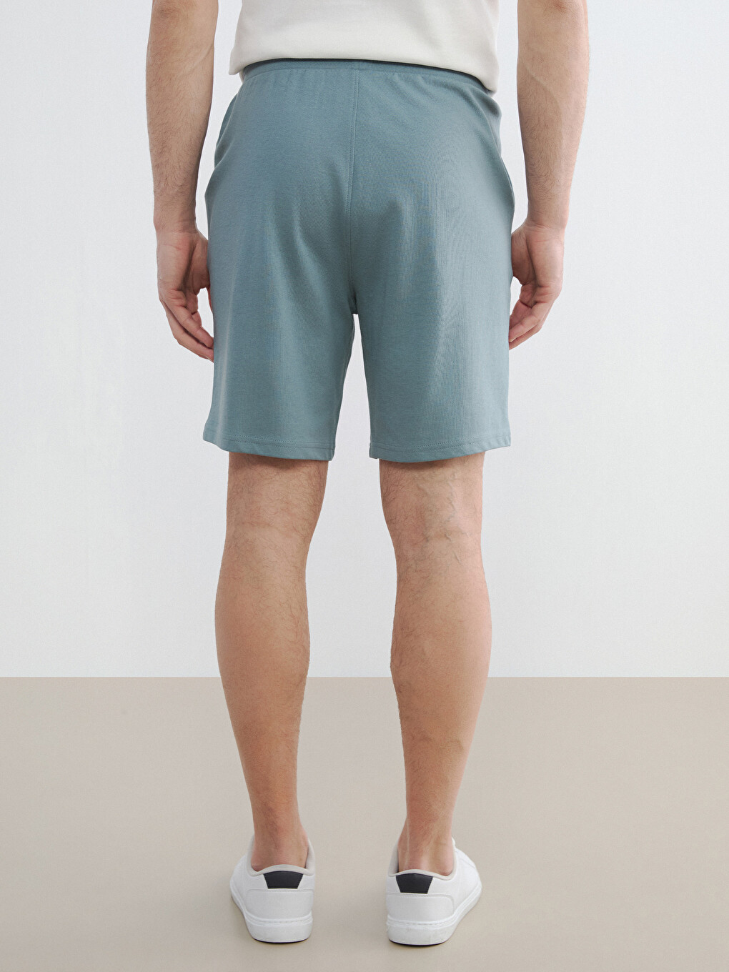 Shorts En Interlock Pour Homme À Coupe Standard-3