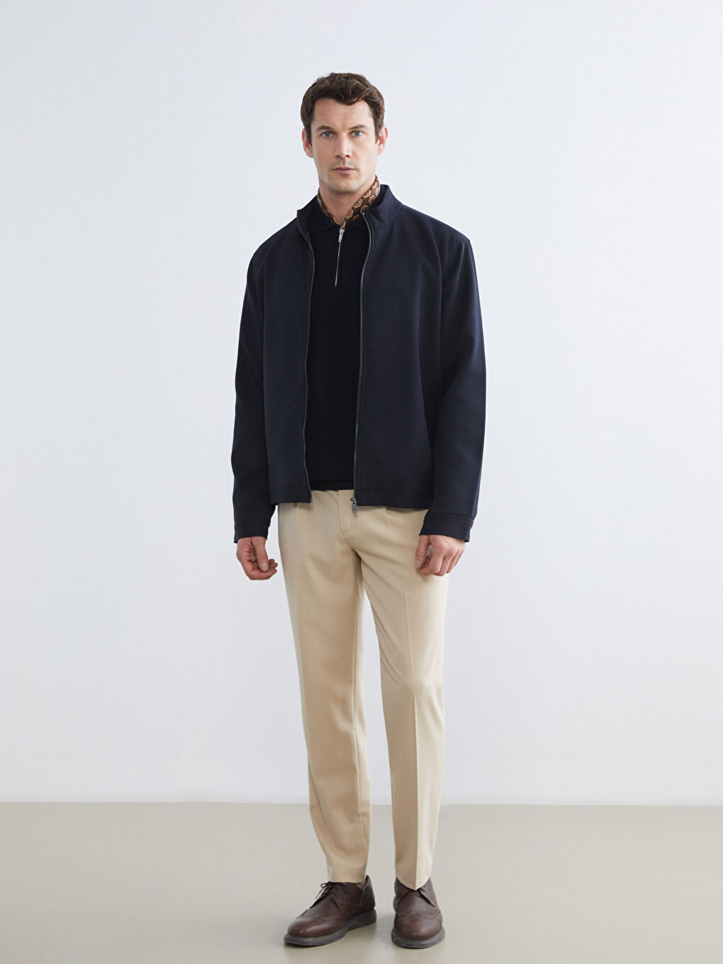 რეგულარული მორგება მაღალი საყელო მამაკაცის ქურთუკი-1