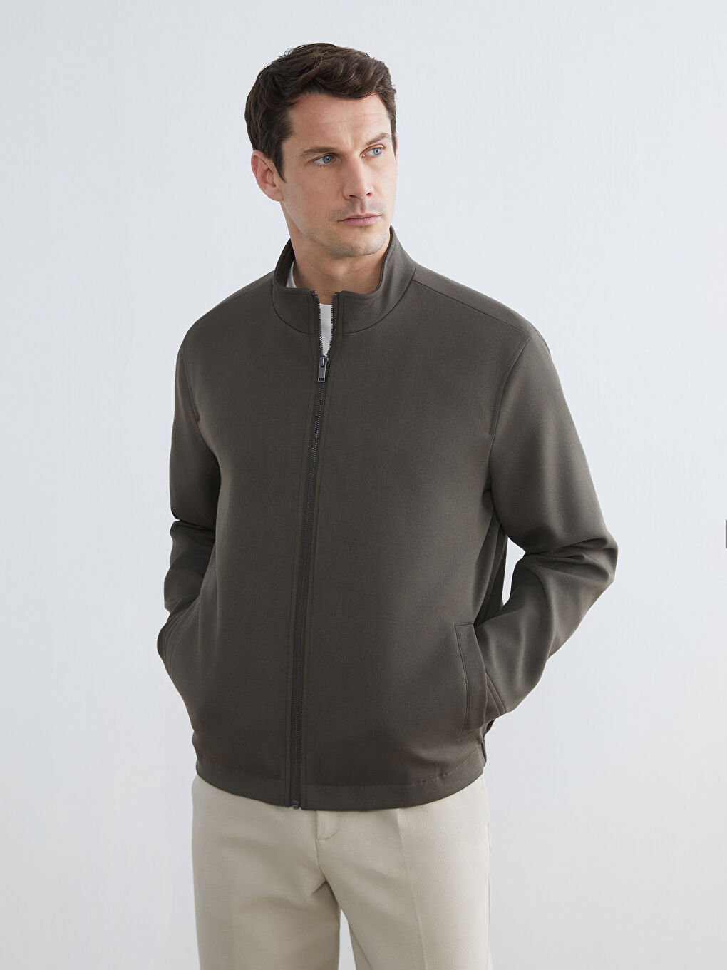 Түзу пішім биік жаға ерлер күртесі