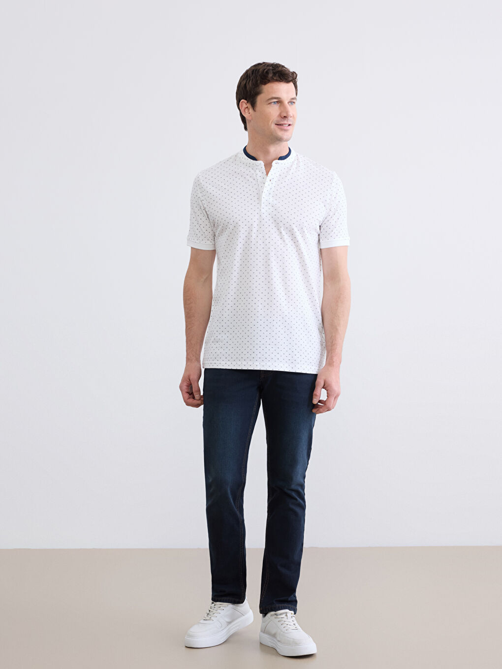 Μπλουζάκι Πικέ με Εκτύπωση με Γιακά Κολάρο Μπάντα για Άνδρες-1