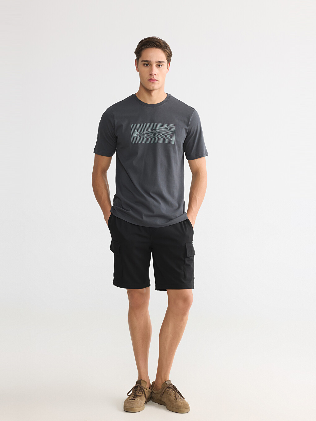 Siyah Regular Fit Erkek Kargo Şort
