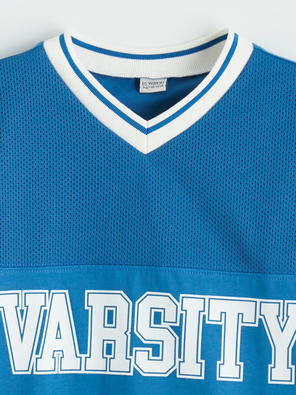 Mavi V Yaka Baskılı Erkek Çocuk Tişört-1