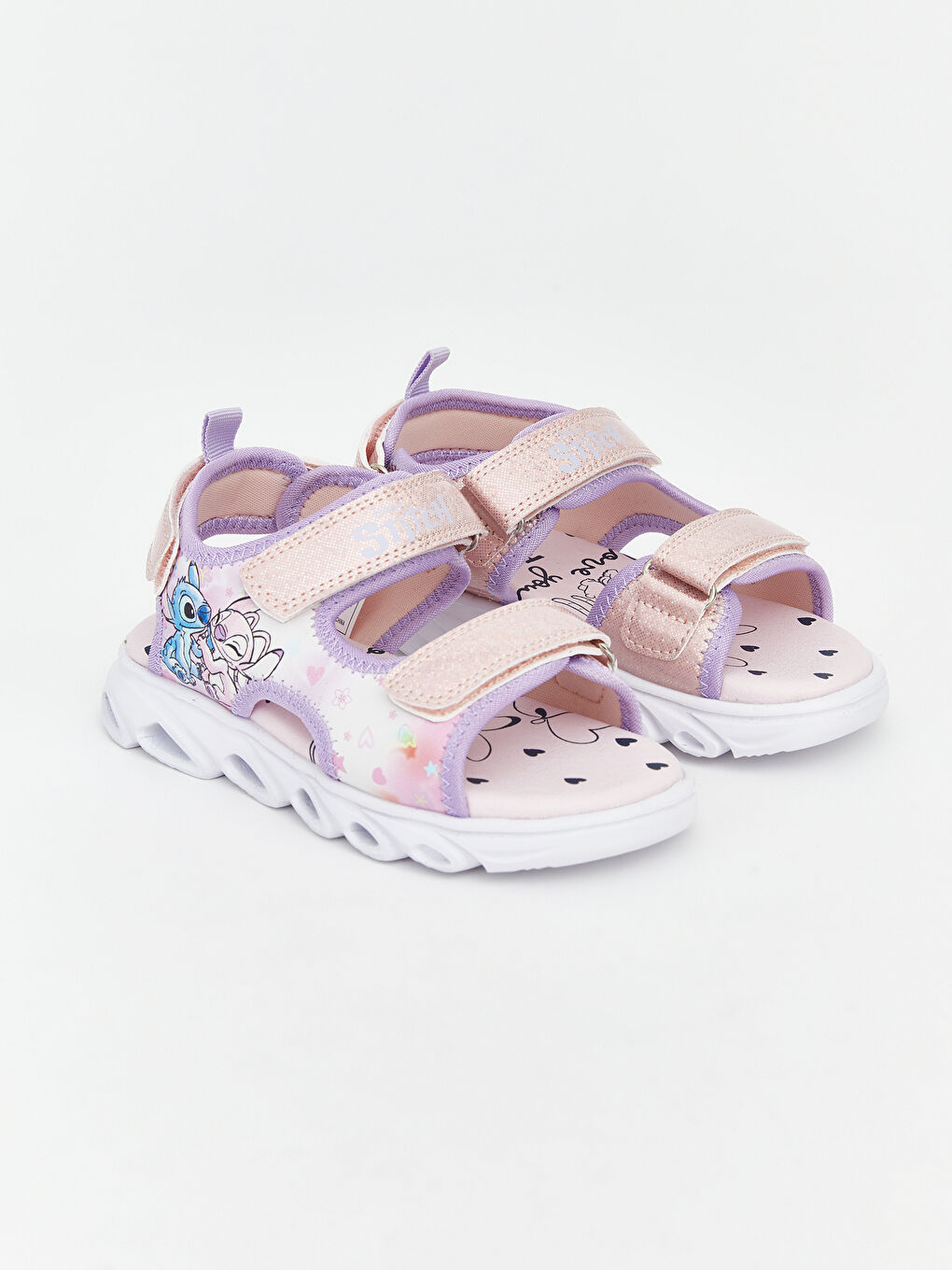 صنادل ليلكي طفلة