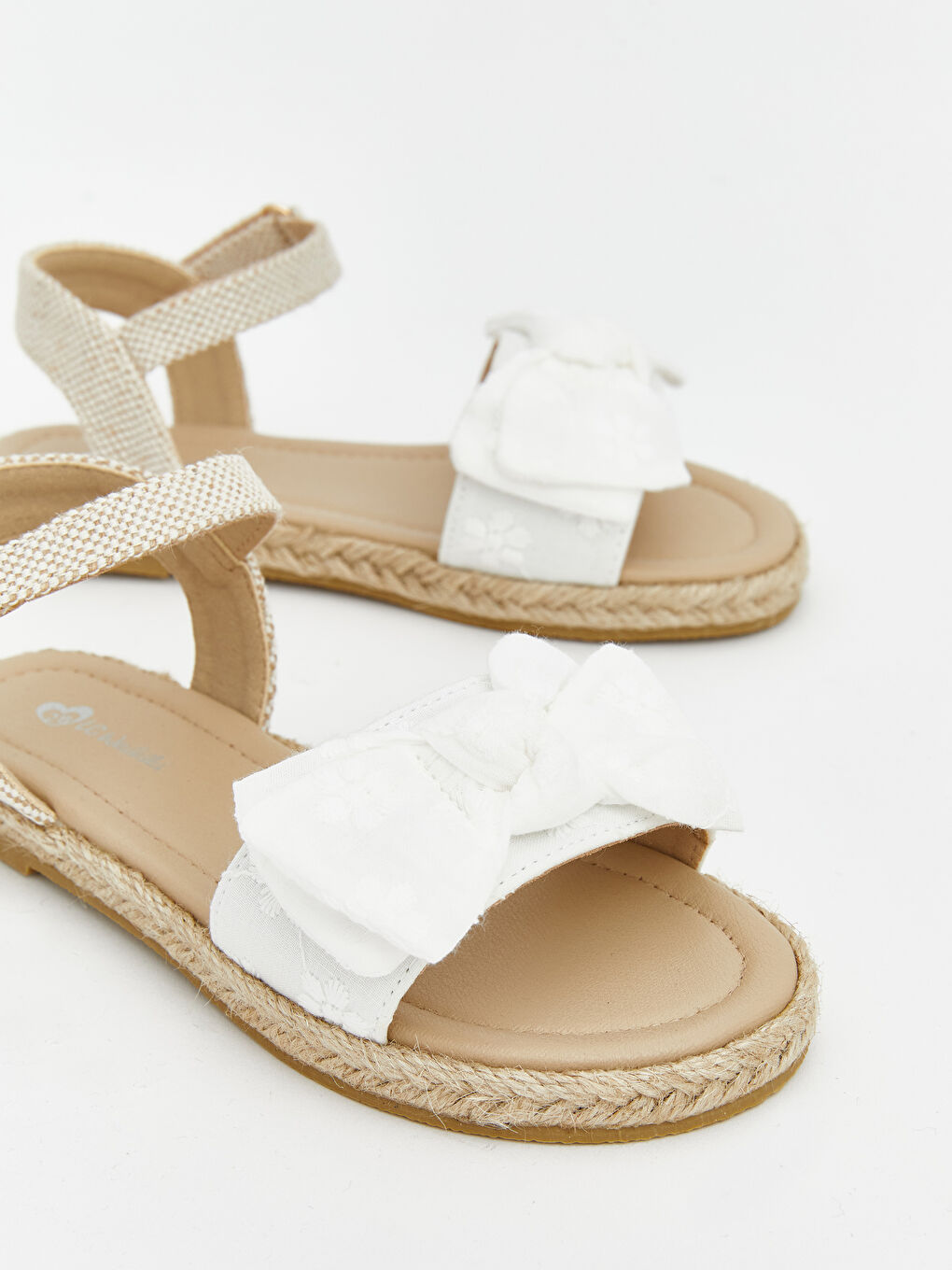 Сандали за малки момичета с украса от панделка-2