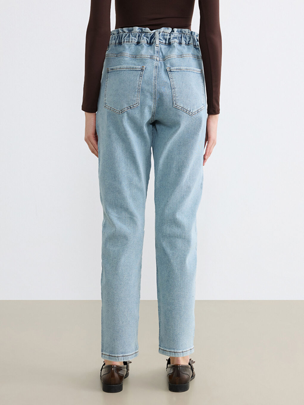 İndigo Beli Lastikli Slim Mom Kadın Jean Pantolon-3