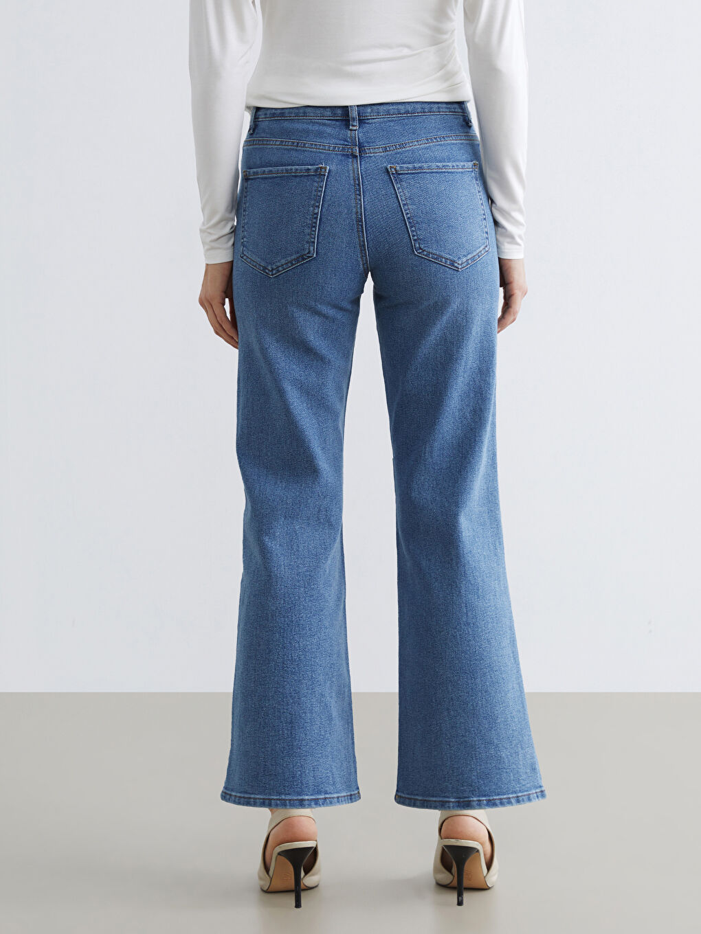 Mavi Yüksek Bel Wideleg Kadın Jean Pantolon-3