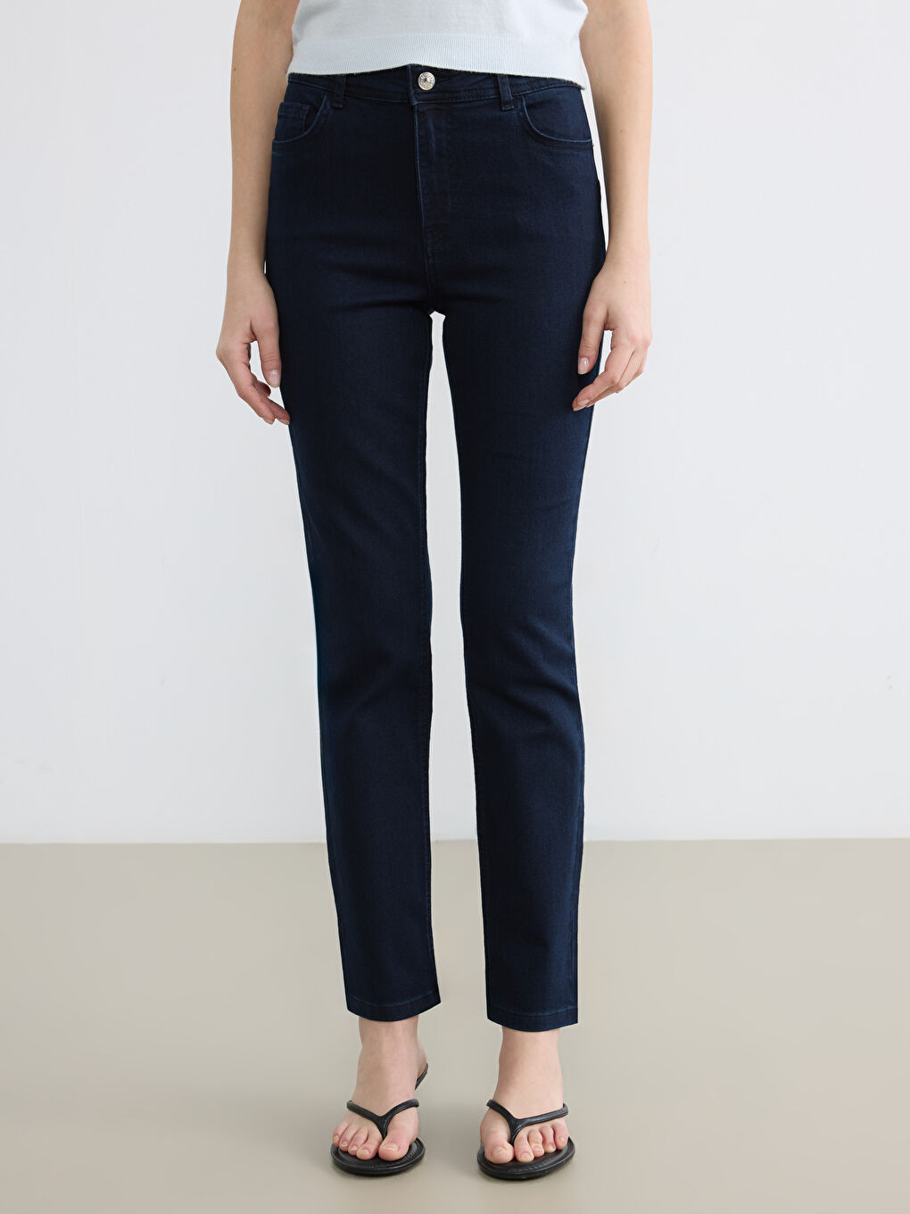 Siyah Slim Fit Kadın Jean Pantolon-1