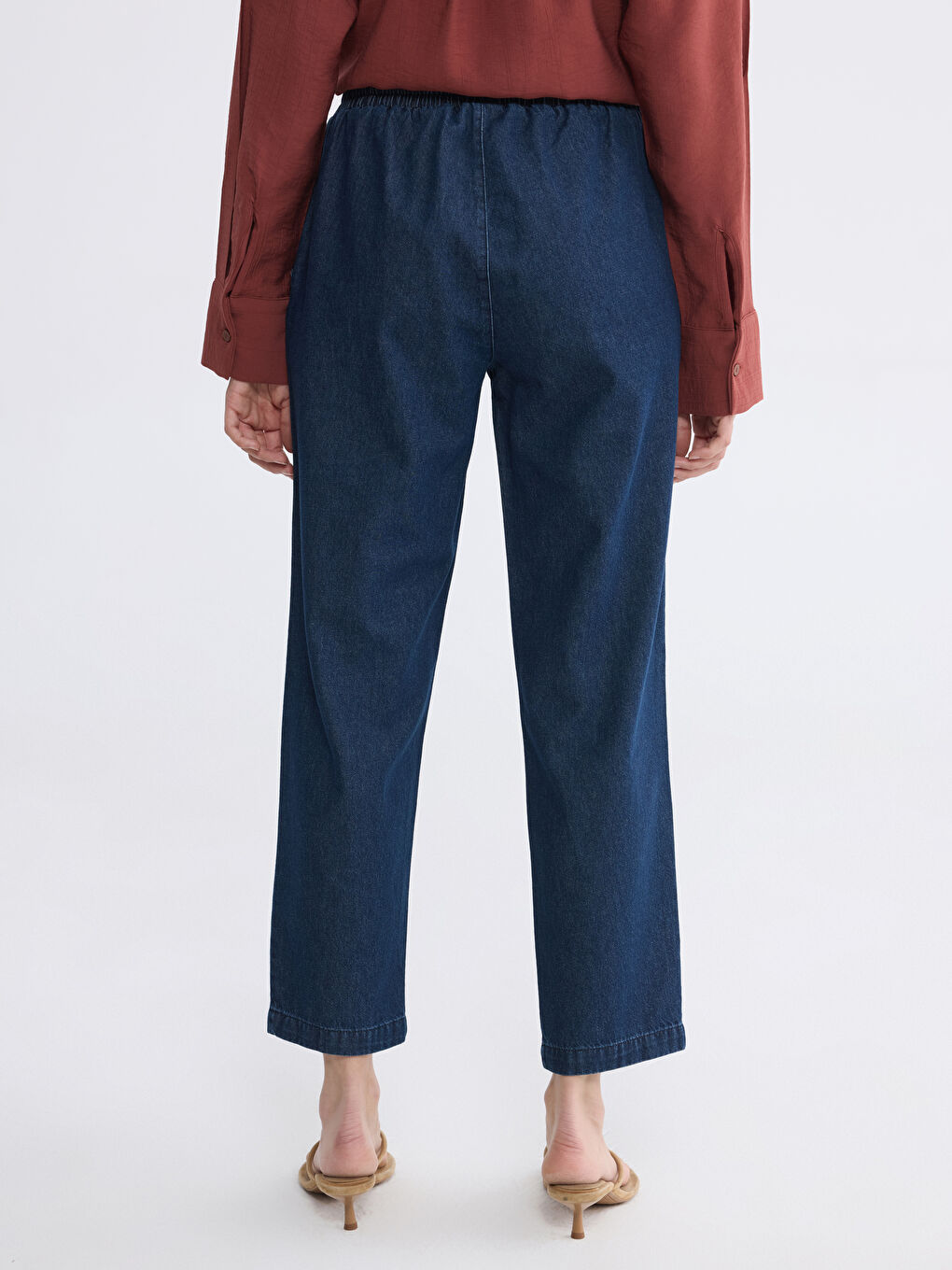 İndigo Beli Lastikli Carrot Fit Kadın Jean Pantolon-3