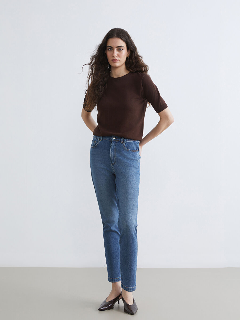 İndigo Beli Lastikli Slim Mom Kadın Jean Pantolon