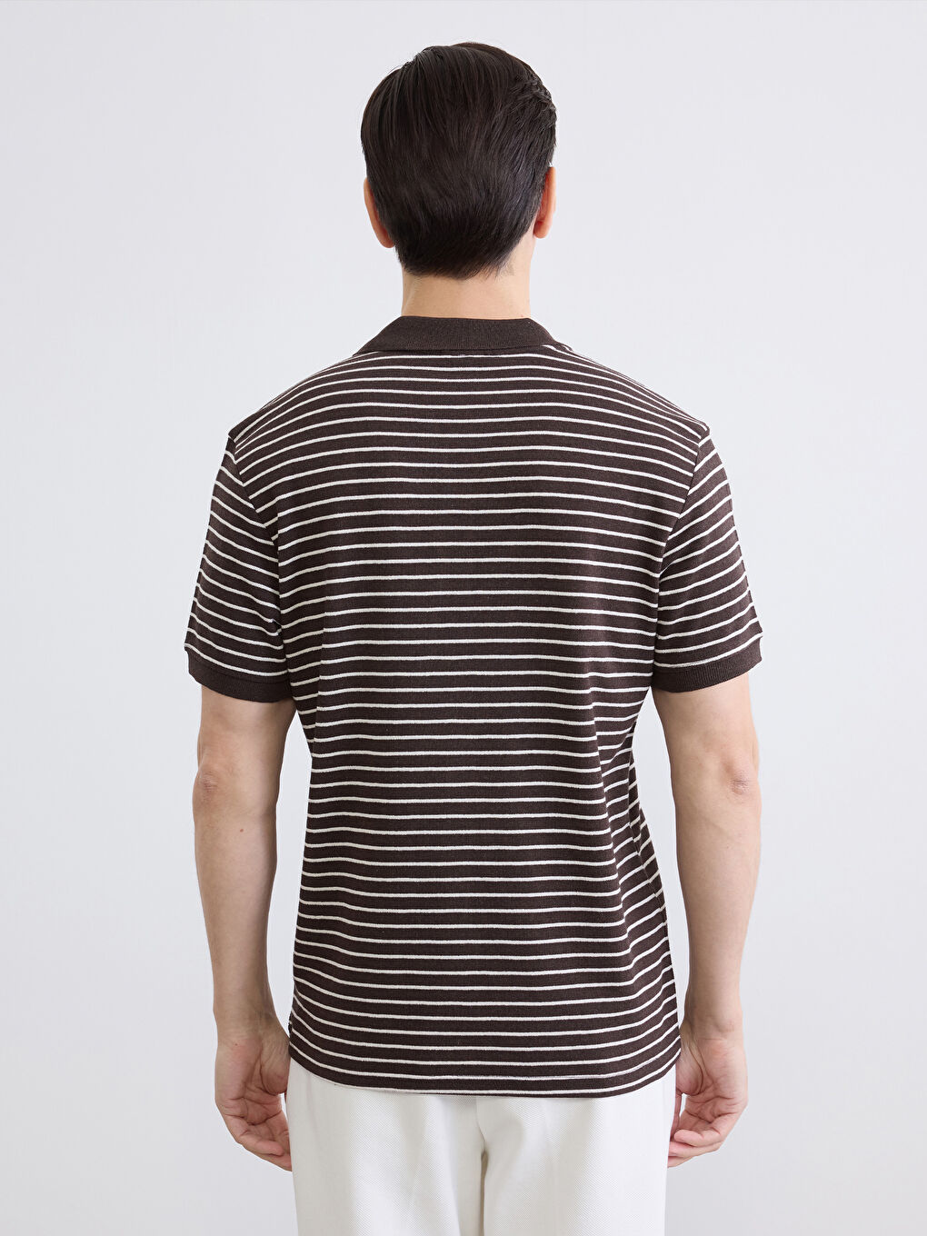 Kahverengi Polo Yaka Çizgili Erkek Tişört-3