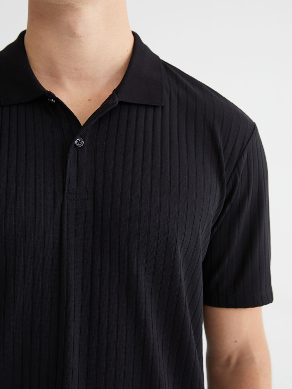 Siyah Polo Yaka Erkek Tişört-2