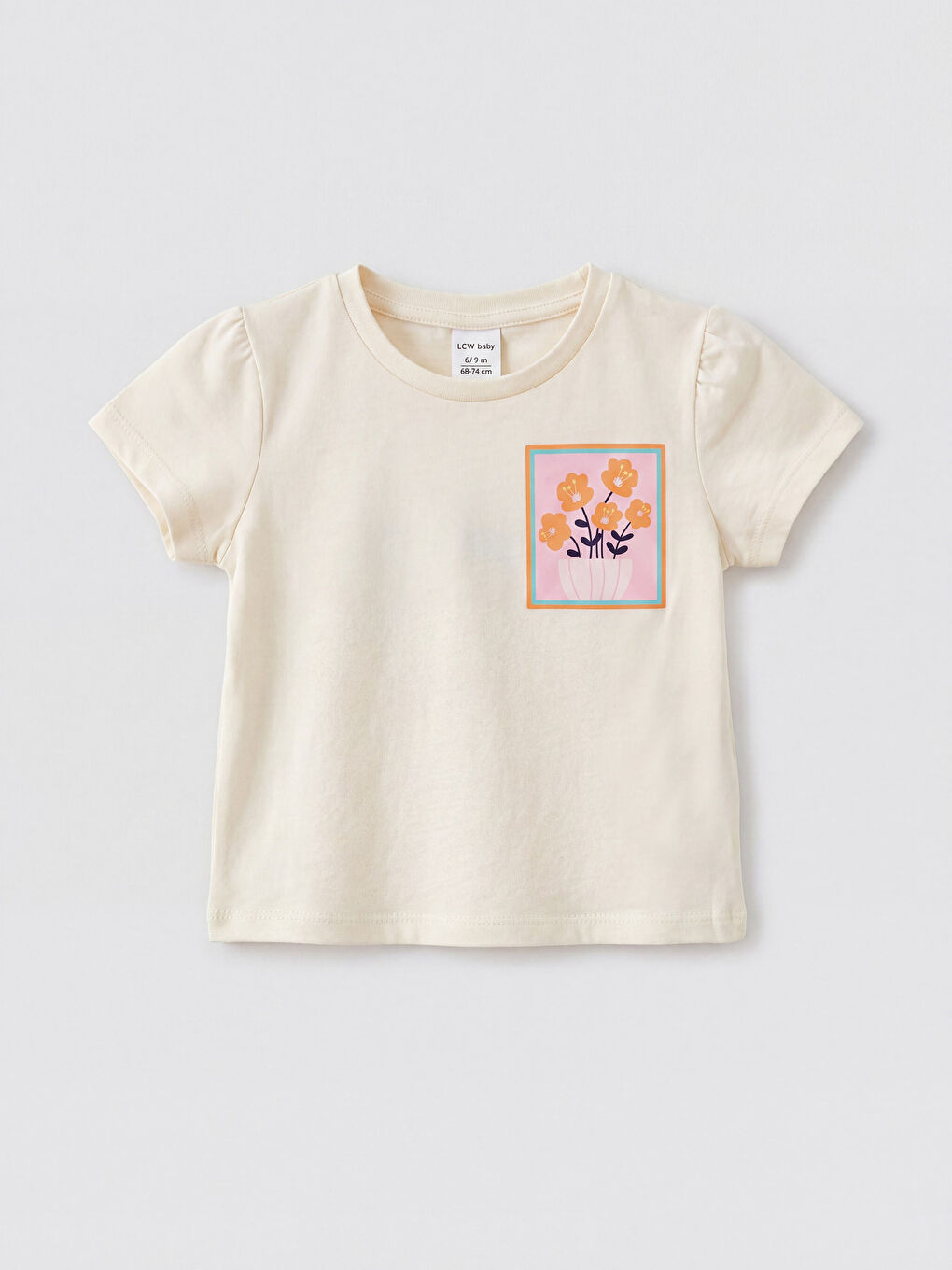 Ekru Çiçek Baskılı Kız Bebek Tişört ve Şort Takım-1