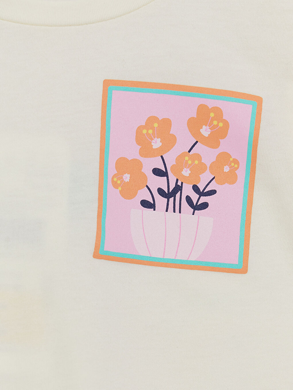 Ekru Çiçek Baskılı Kız Bebek Tişört ve Şort Takım-5