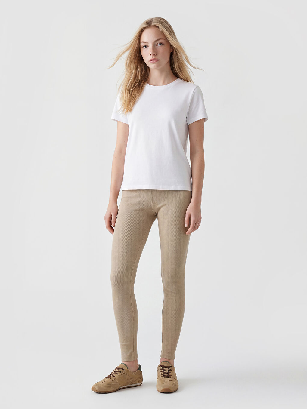 Leggins me bel të lartë për femra