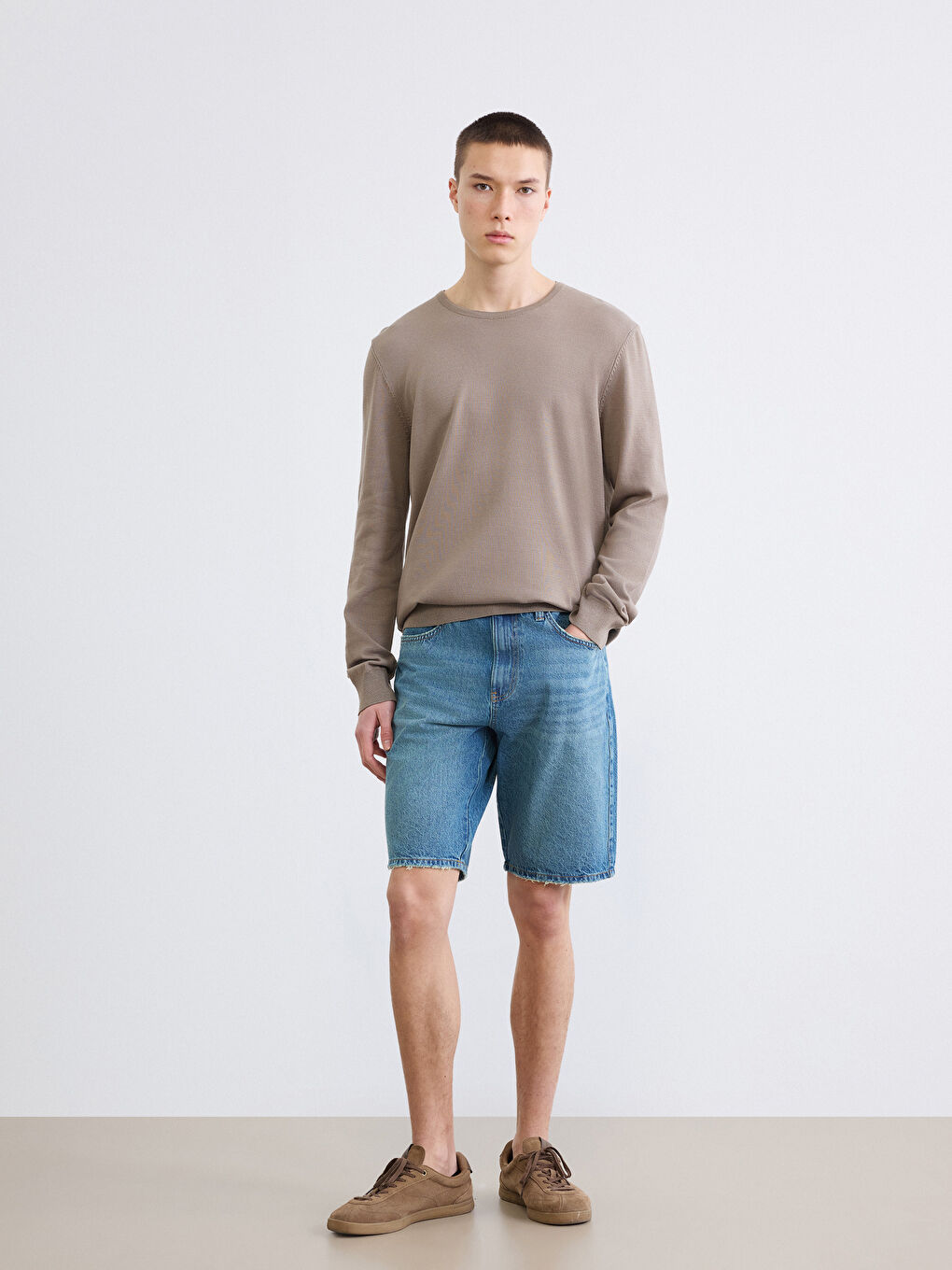 Man INDIGO Denim Shorts