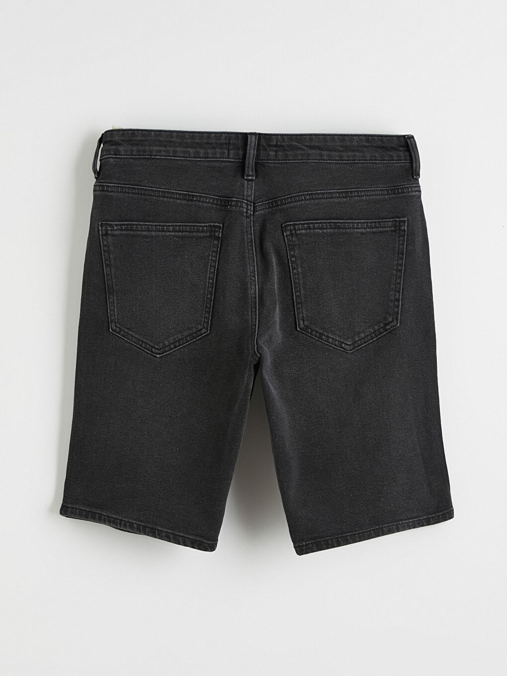 Short en jean homme coupe slim-6