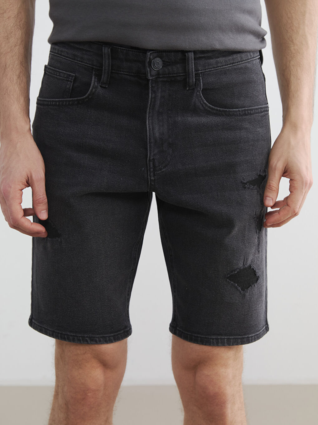 Short en jean homme coupe slim-2
