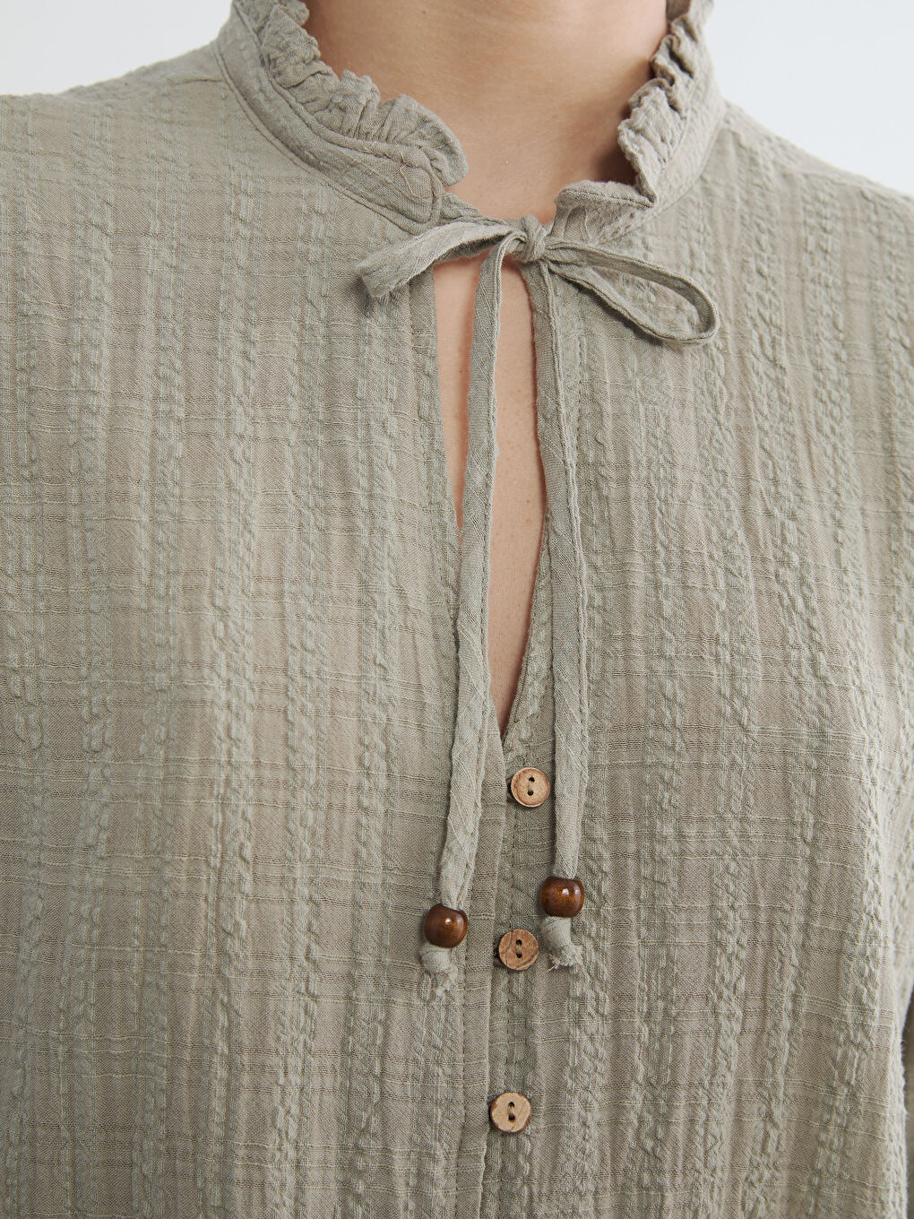 ქალი ხაკისფერი პერანგი-2