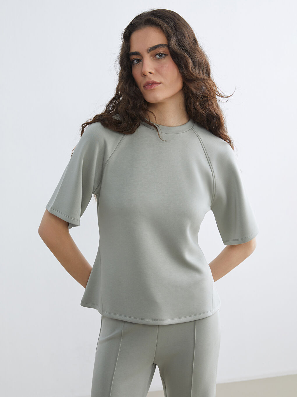 Әйелдер жасыл Футболка