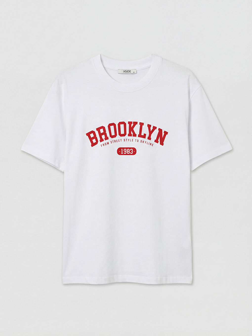 تي شيرت أبيض نساء