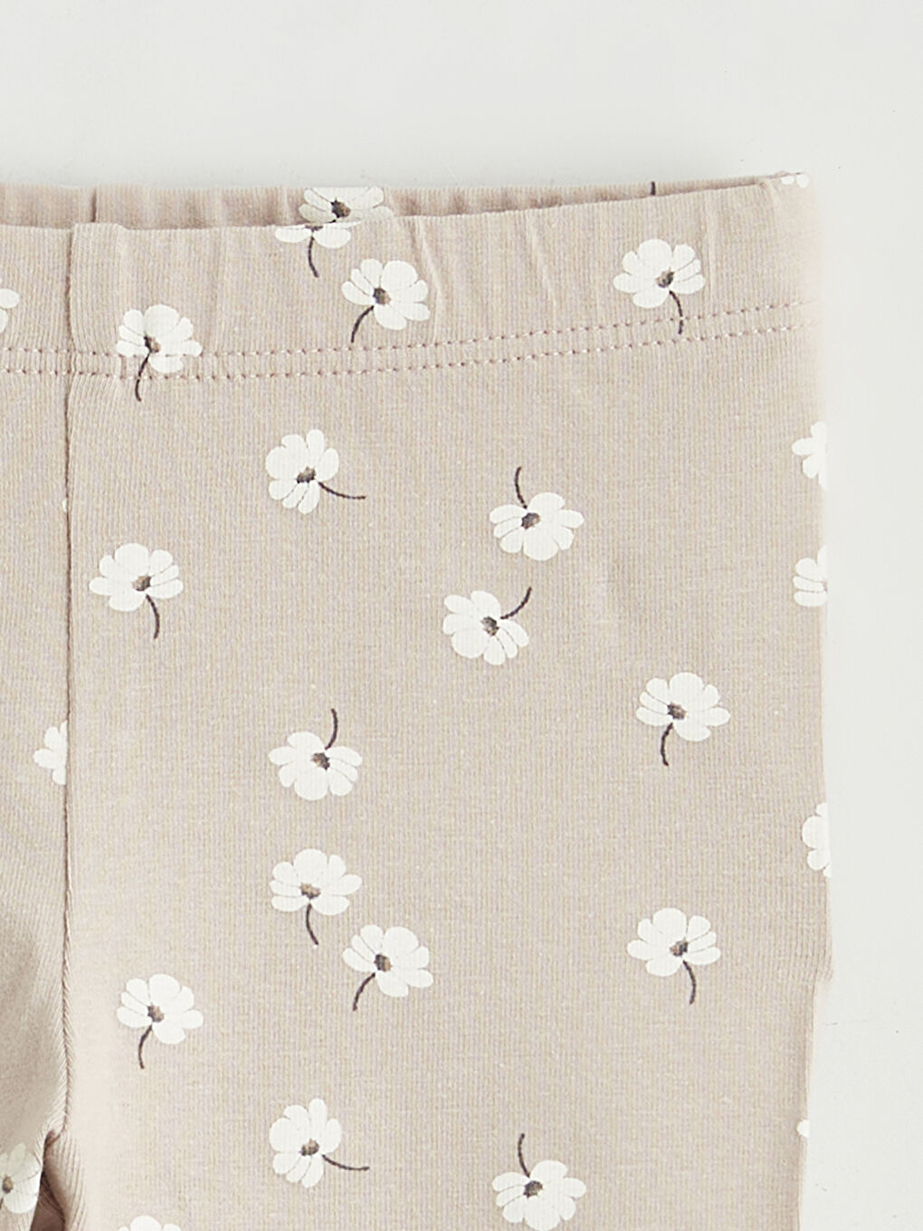 Ekru Çiçek Baskılı Kız Bebek Tişört ve Eşofman Alt Takım-5