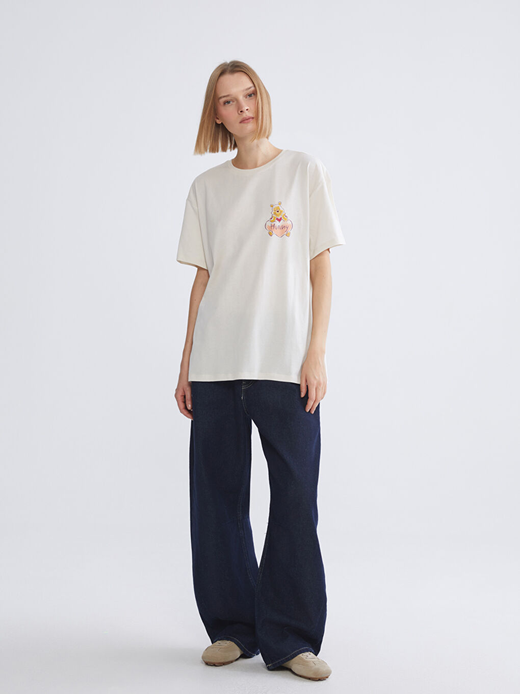 Crew Neck Winnie the Pooh Printed Women's T-Shirt-1