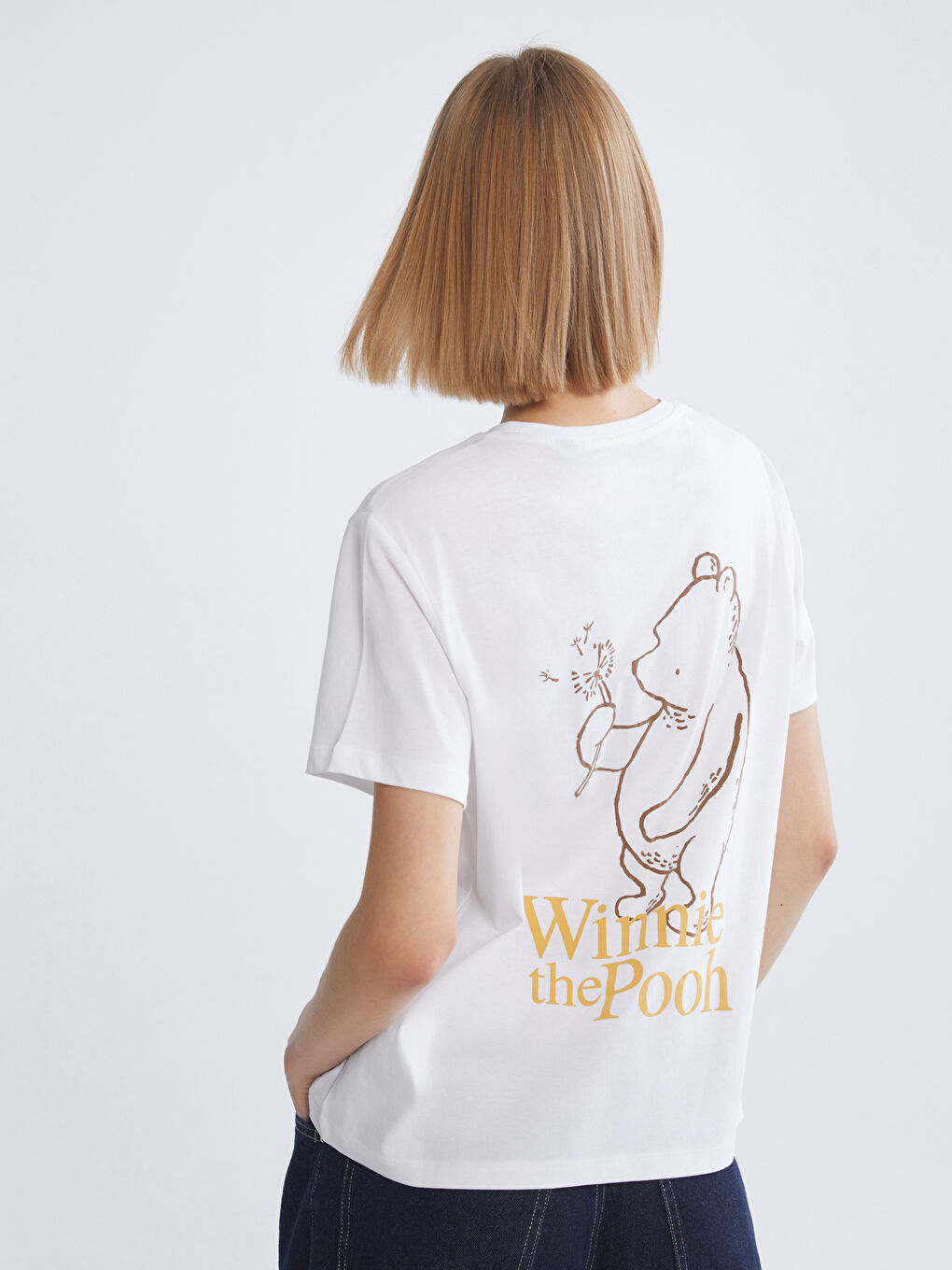Crew Neck Winnie the Pooh Printed Women's T-Shirt