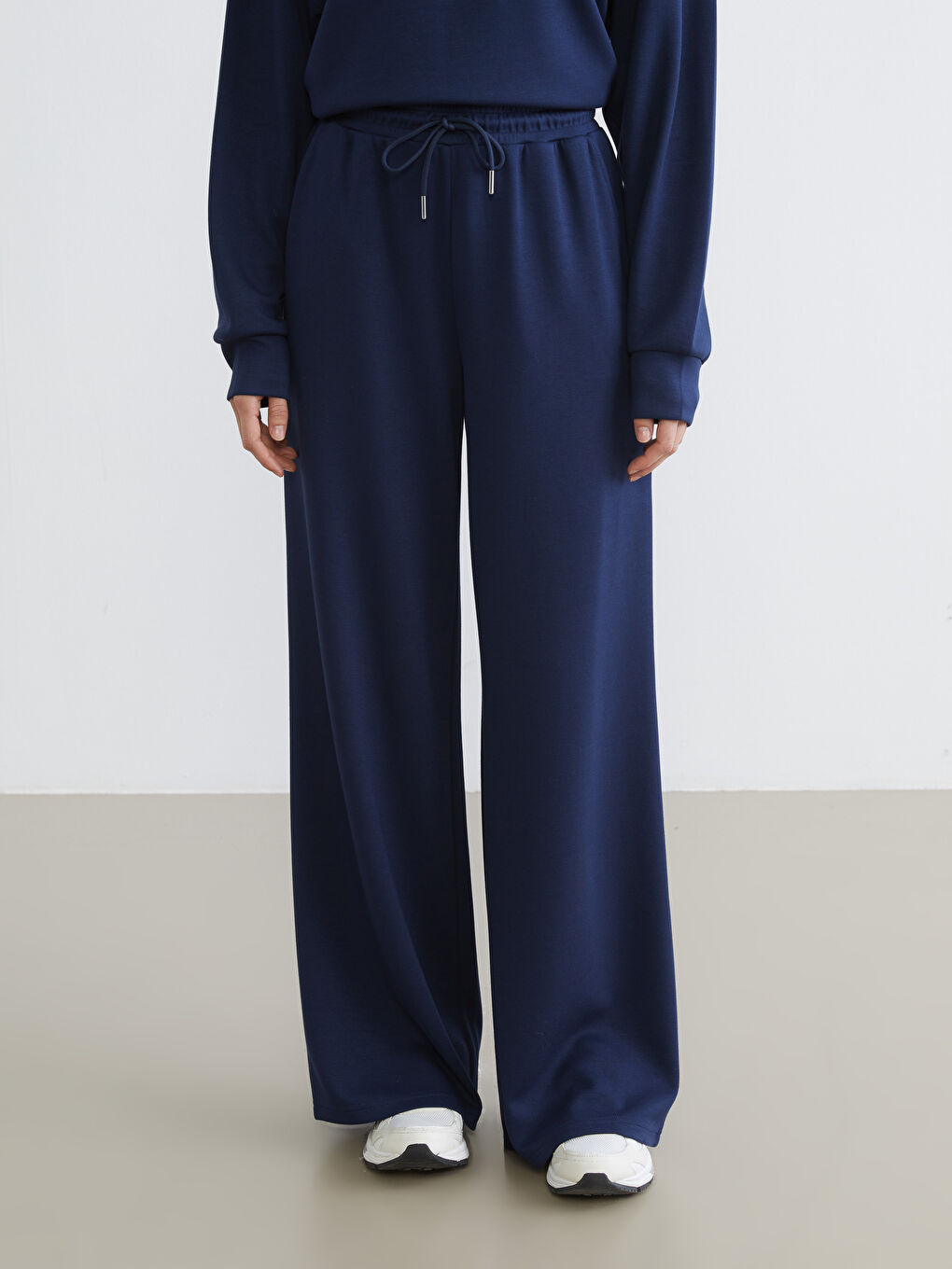 Women's Straight Wide Leg Sweatpants-1