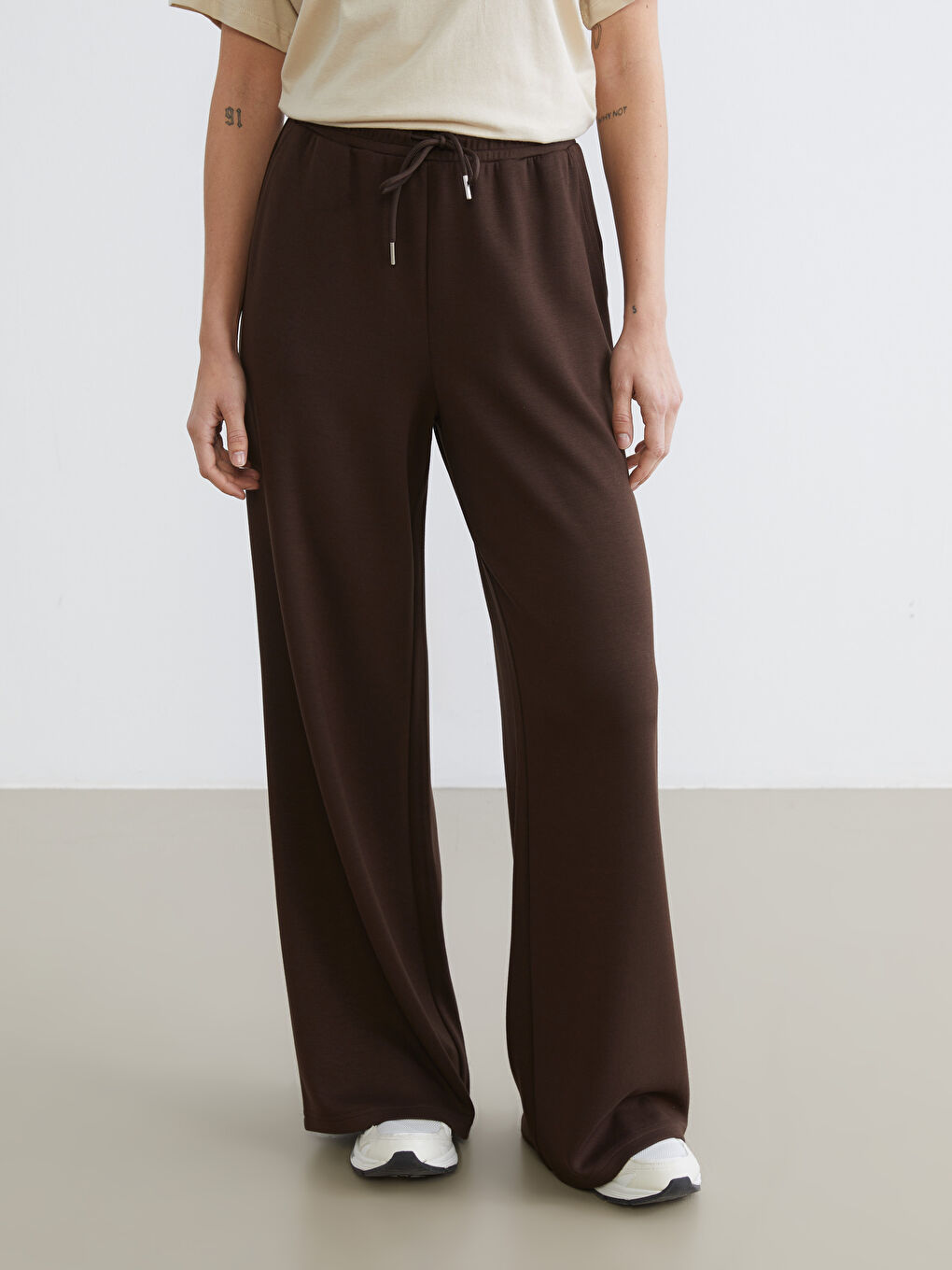 Women's Straight Wide Leg Sweatpants-1