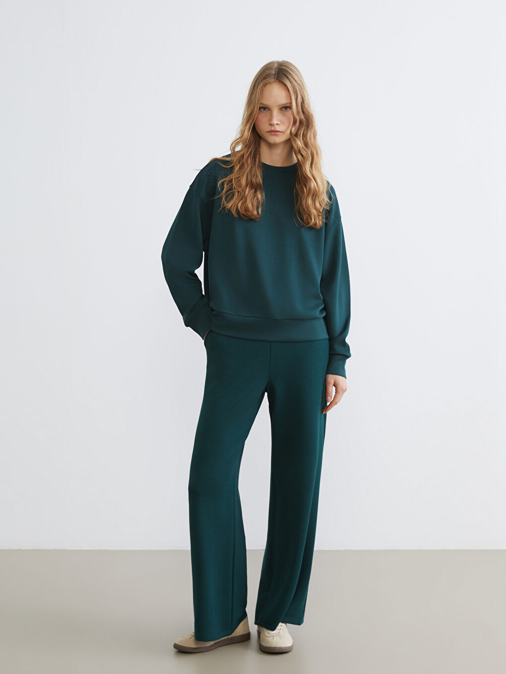 Sweat-shirt VERT Femme-1