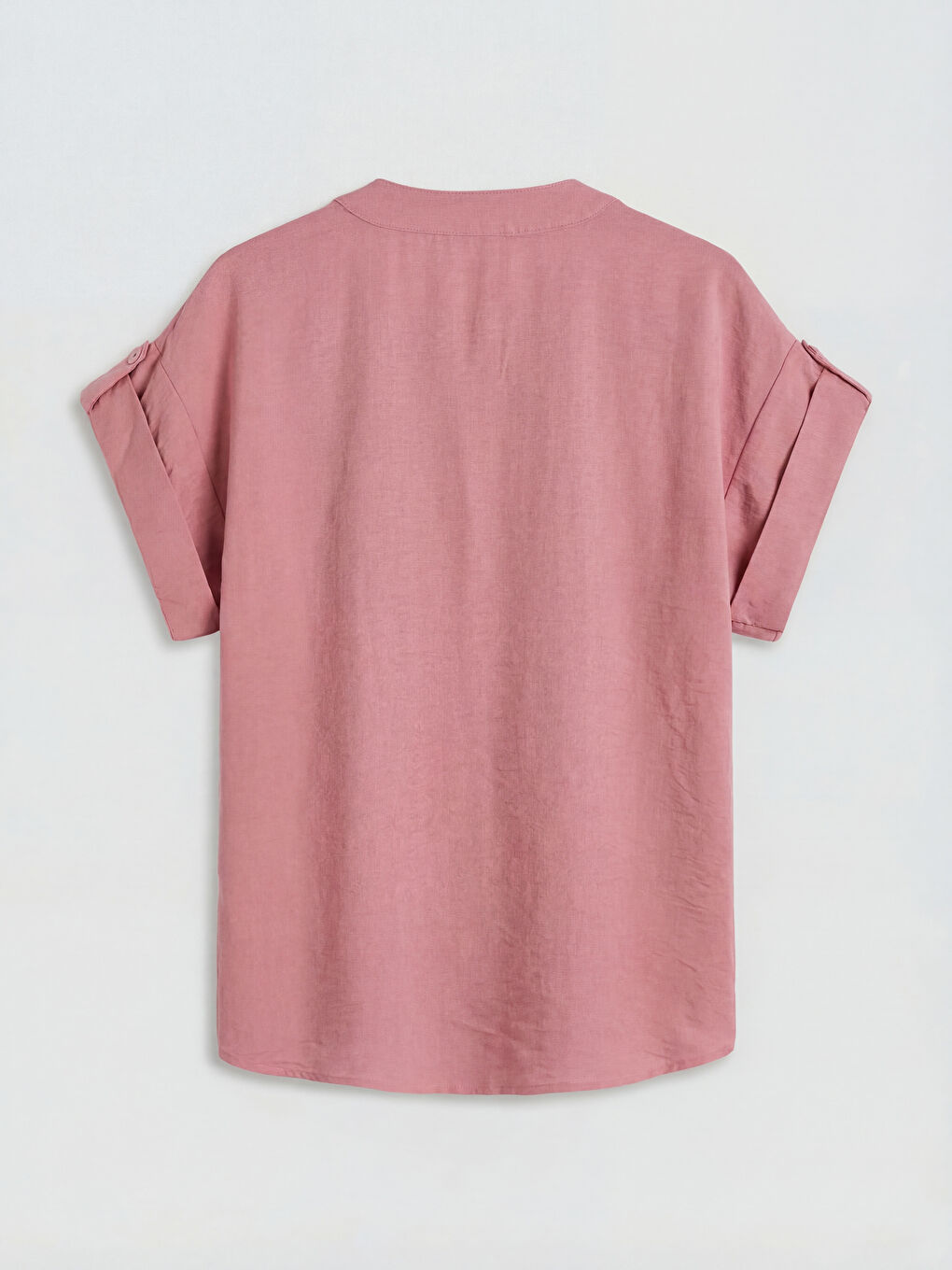 قميص نسائي بياقة بشق-5