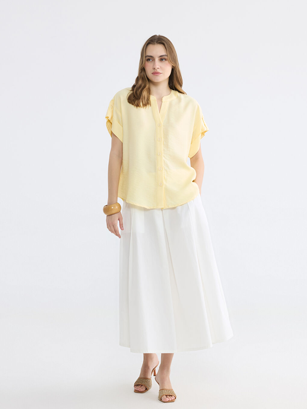 Sarı Kaçık Yaka Kadın Gömlek-1