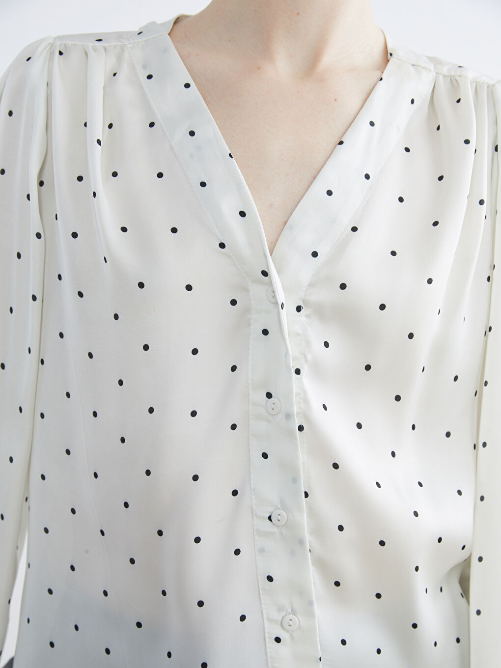 Woman WHITE Blouse-2