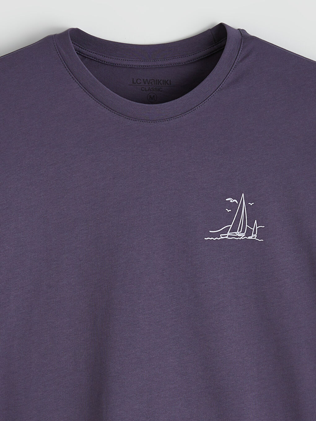 Mor Bisiklet Yaka Baskılı Penye Erkek Tişört-1