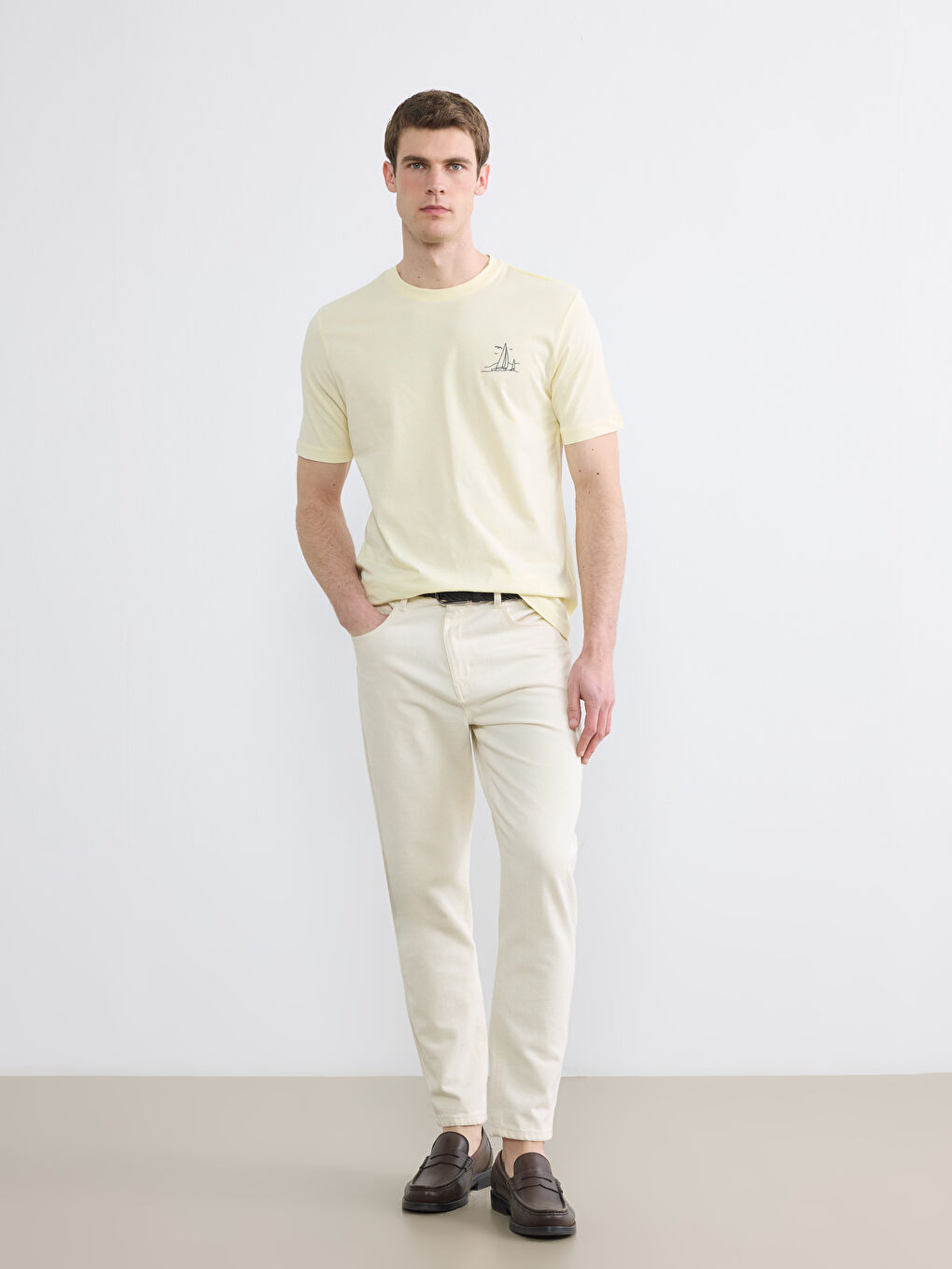 Sarı Bisiklet Yaka Baskılı Penye Erkek Tişört-1