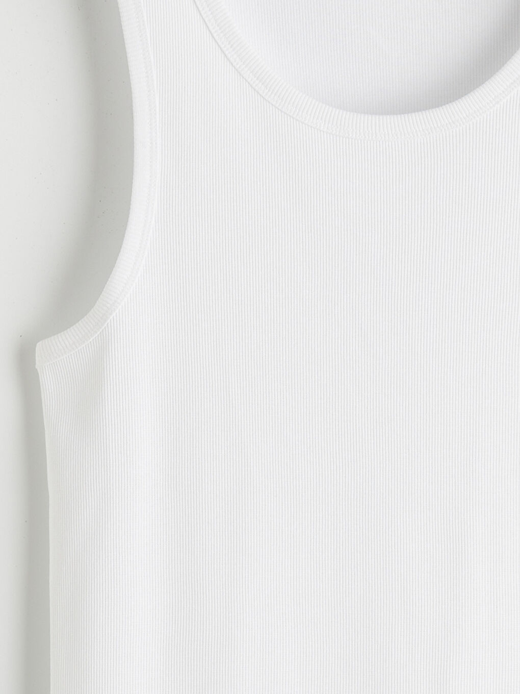 تيشيرت رجالي بدون أكمام بقصة ضيقة وياقة دائرية-6