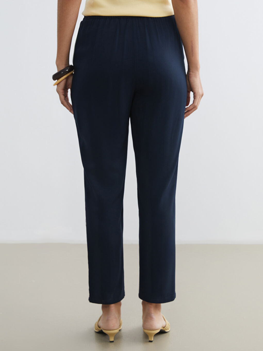 Woman NAVY Trousers-3