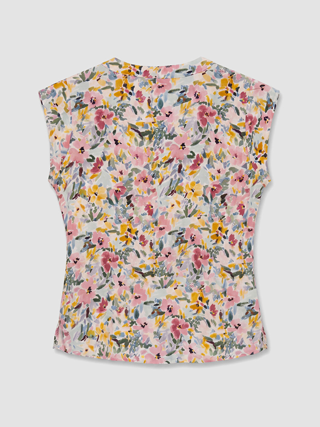 V Yaka Çiçek Desenli Kadın Bluz-1